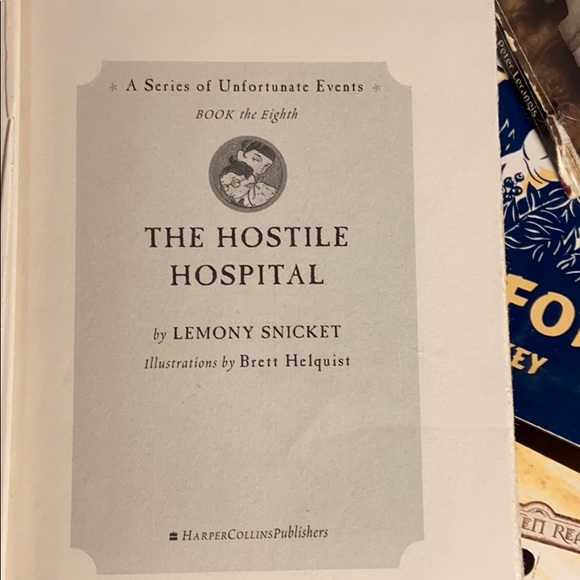 series of unfortunate events-hostile hospital - Picture 2 of 8